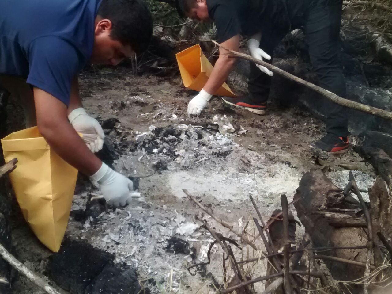FOTO 15 - El quemadero, lugar donde incineraban a sus victimas, la banda criminal, Los Sanguinarios de la Pampa.