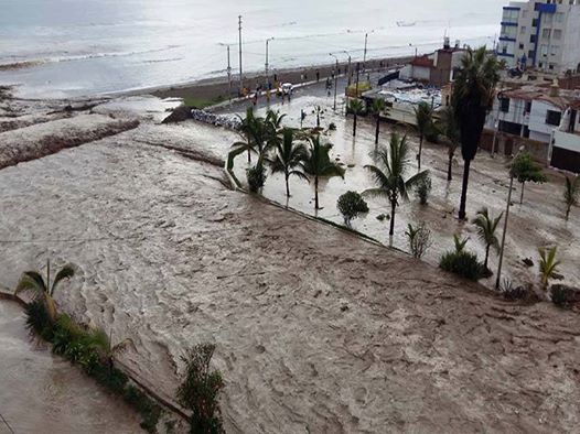 Huanchaco inundado. Foto vía: La Industria
