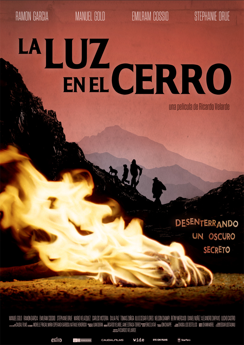 La-luz-en-el-cerro-Ricardo-Velarde-poster